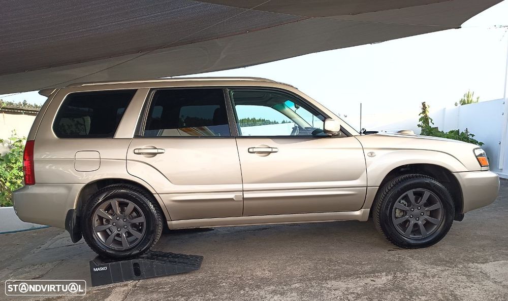 Subaru Forester 2.0 T XT - 1
