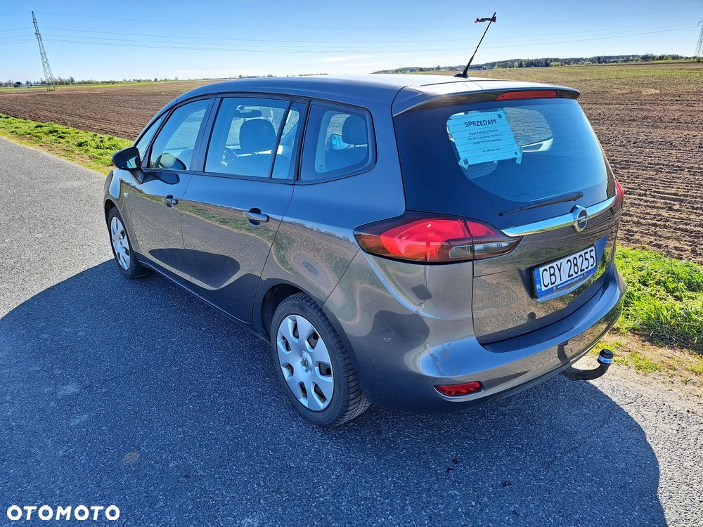 Opel Zafira - 24