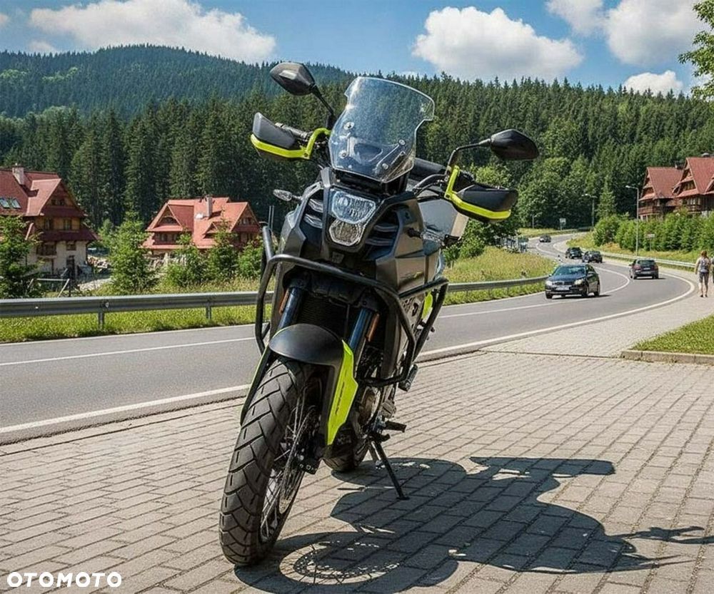 QJMOTOR SVT 650X - 34