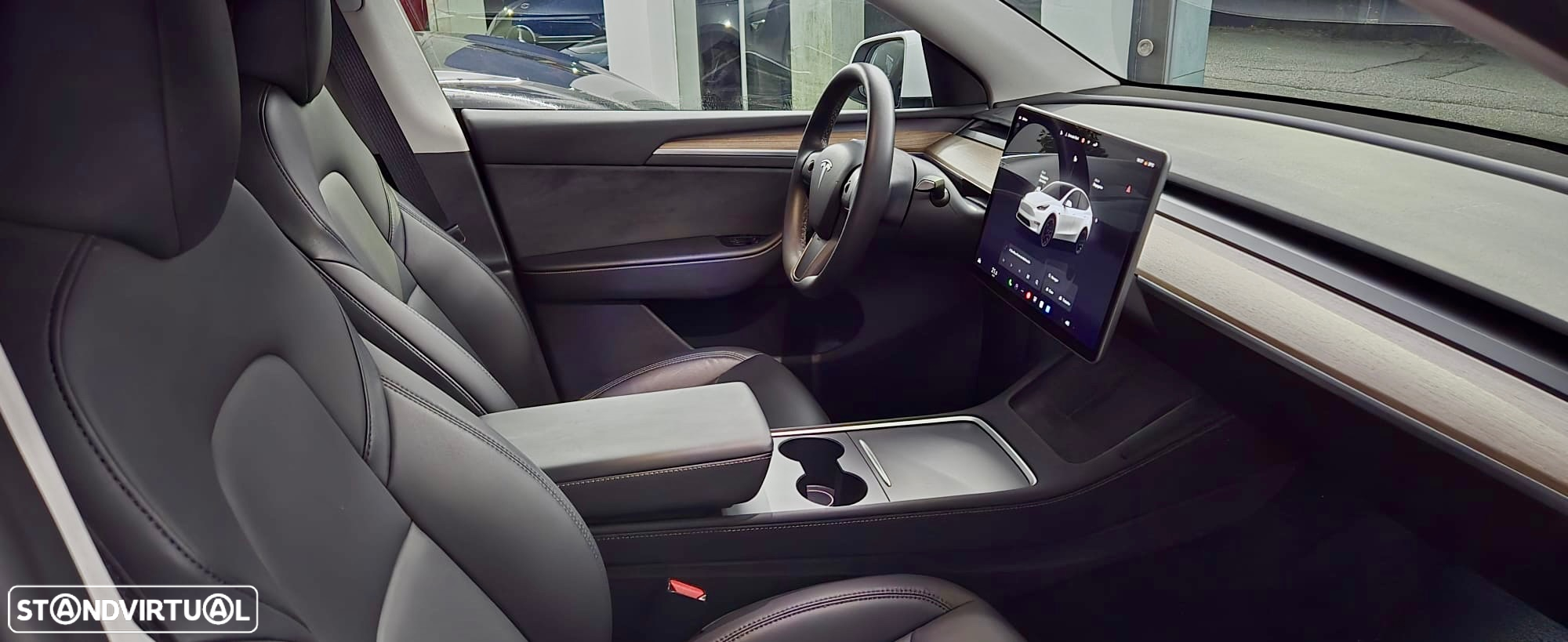 Tesla Model Y Performance Tração Integral - 21