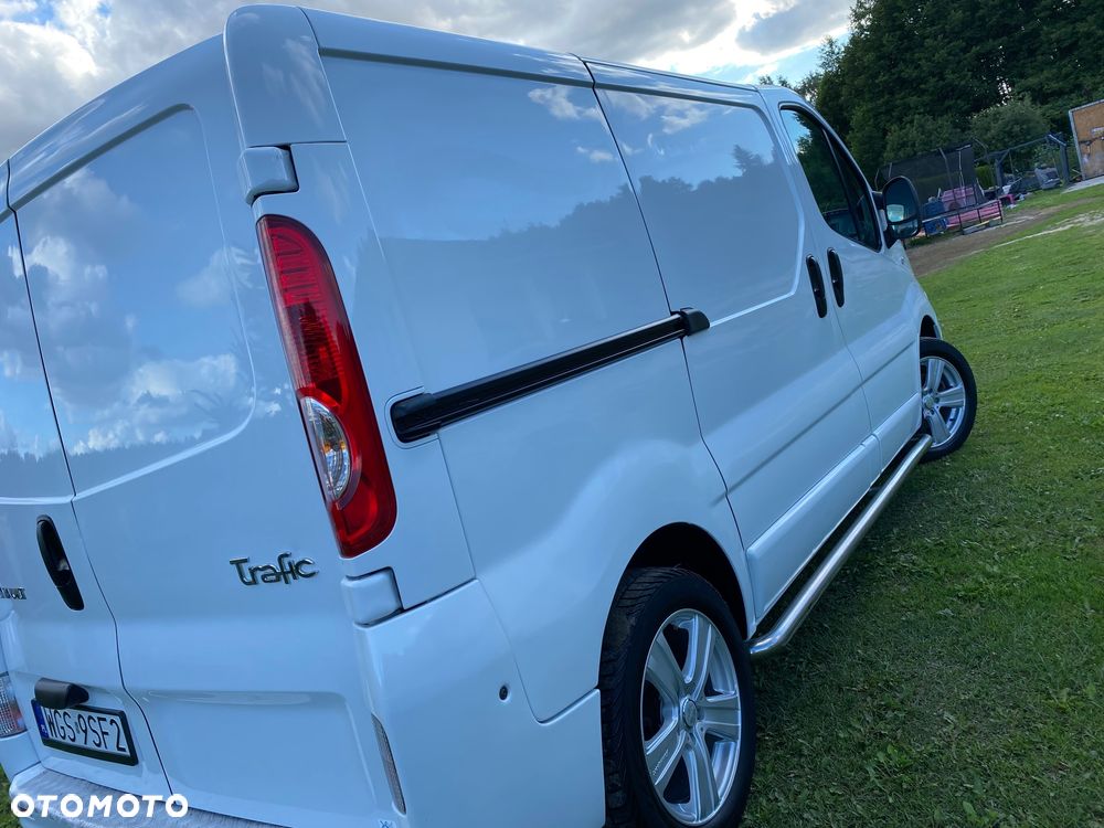 Renault Trafic - 17