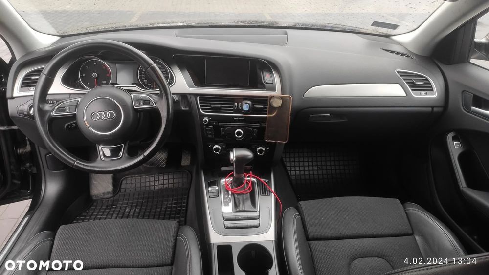 Audi A4 Avant - 13