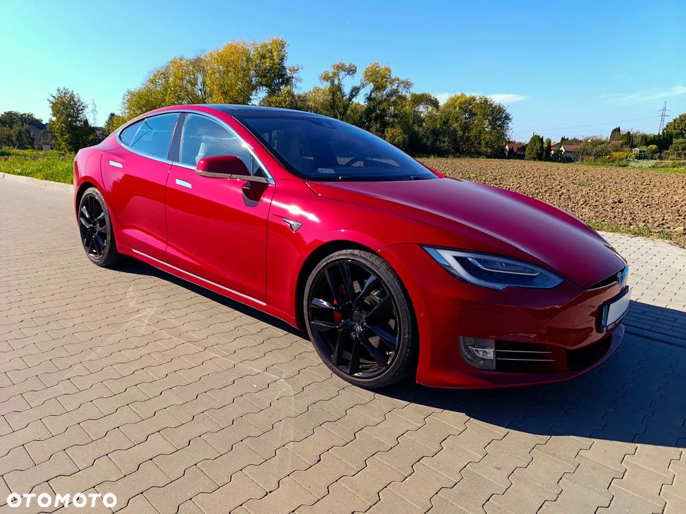 Tesla Model S Long Range Plus - 4