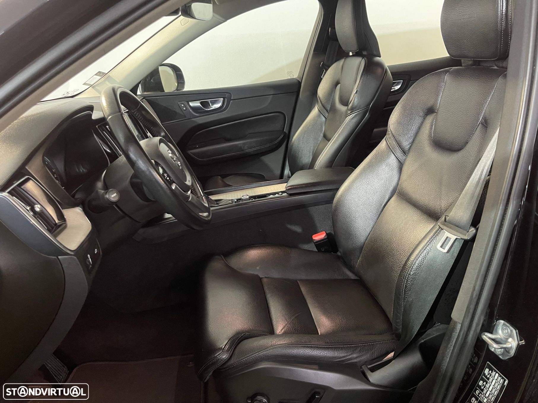 Volvo XC 60 2.0 D4 Inscription Geartronic - 10