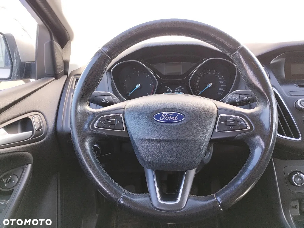 Ford Focus 1.6 TDCi Ambiente - 9