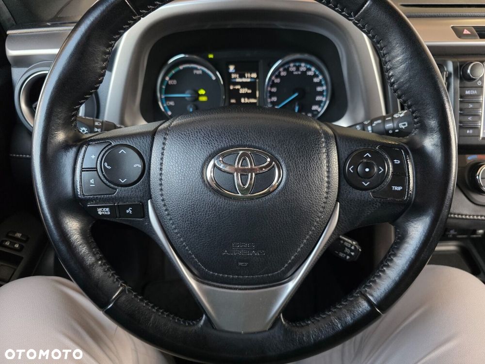 Toyota RAV4 Hybrid Style 4x2 - 11