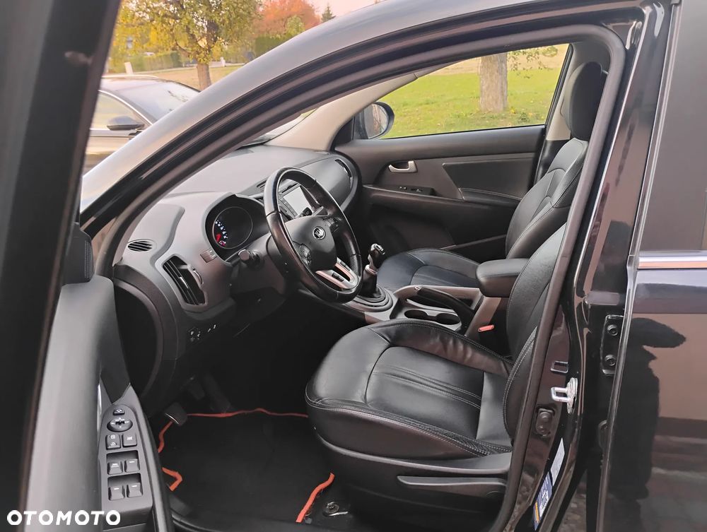 Kia Sportage - 10