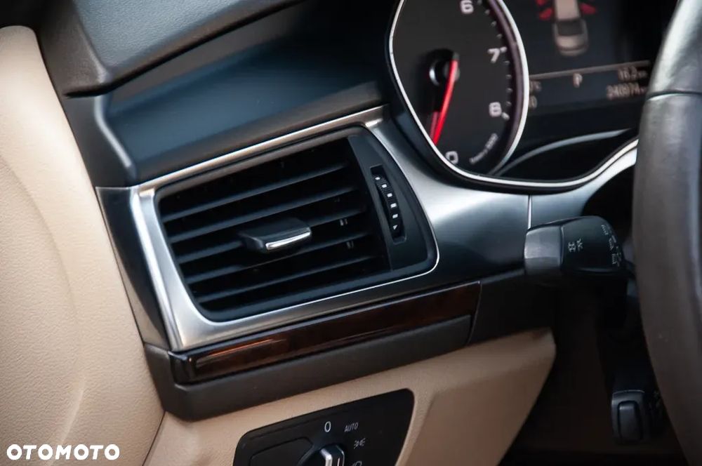 Audi A6 ver-3-0-tfsi-quattro-s-tronic - 32