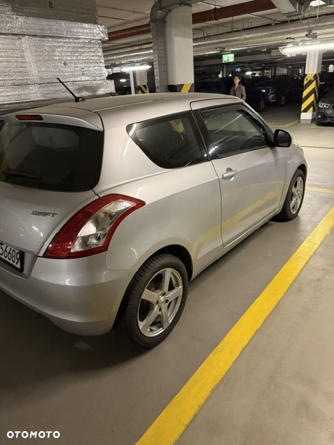 Suzuki Swift 1.2 Comfort - 2