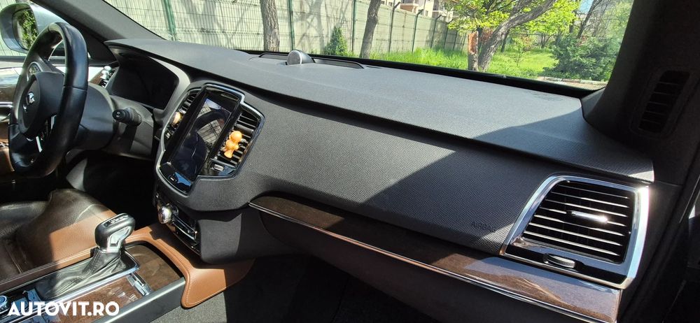 Volvo XC 90 D5 AWD Inscription - 17
