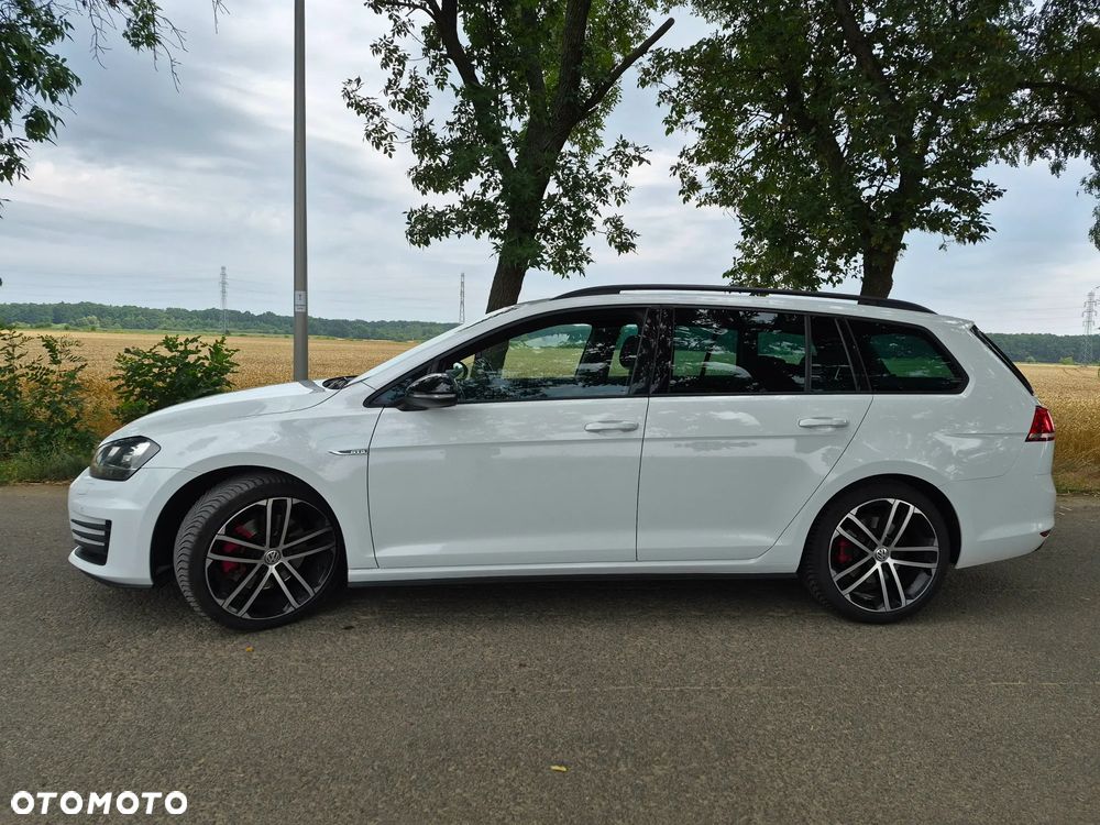 Volkswagen Golf 2.0 TDI BMT GTD DSG - 7