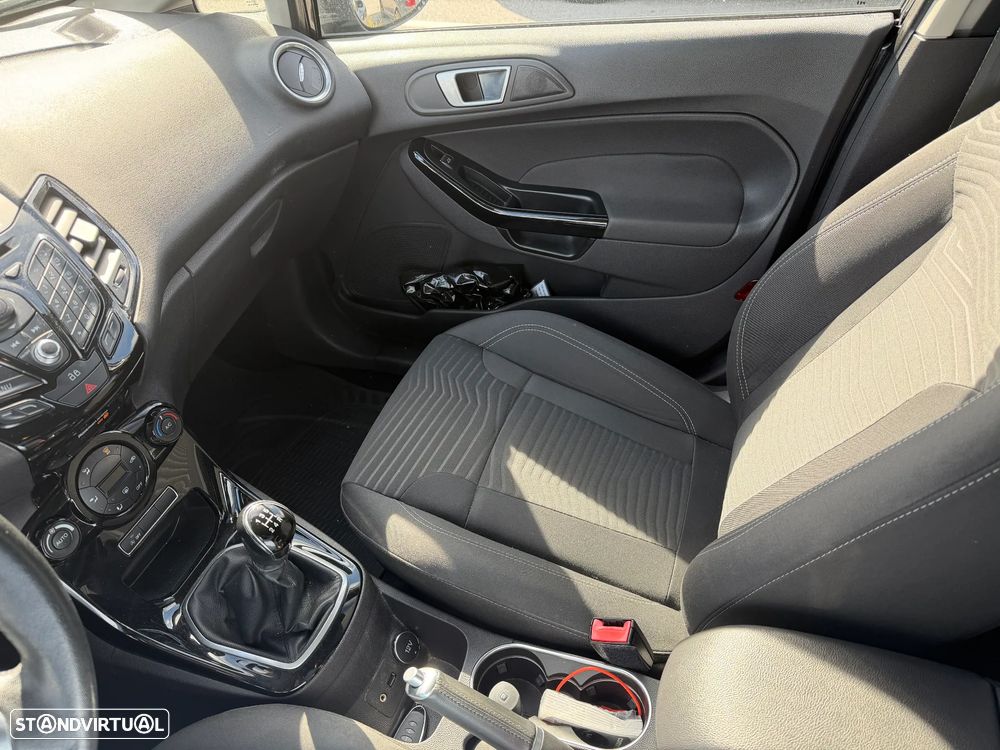Ford Fiesta 1.0 T EcoBoost Titanium - 11