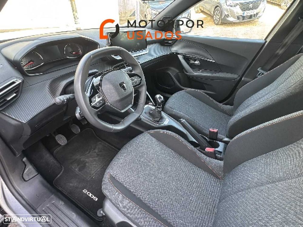 Peugeot 2008 1.2 Style - 15