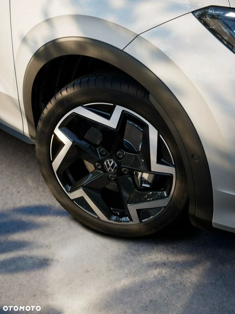 Volkswagen T-Roc - 10