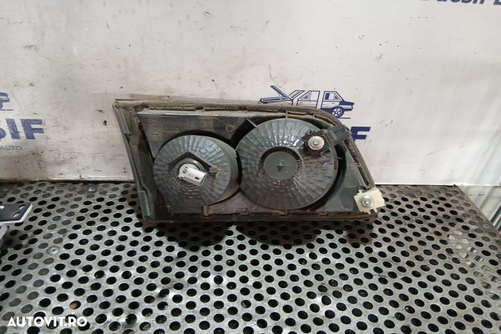 Lampa / Tripla stop dreapta pe hayon 226-61974 220-61226-61974974 Maz - 2