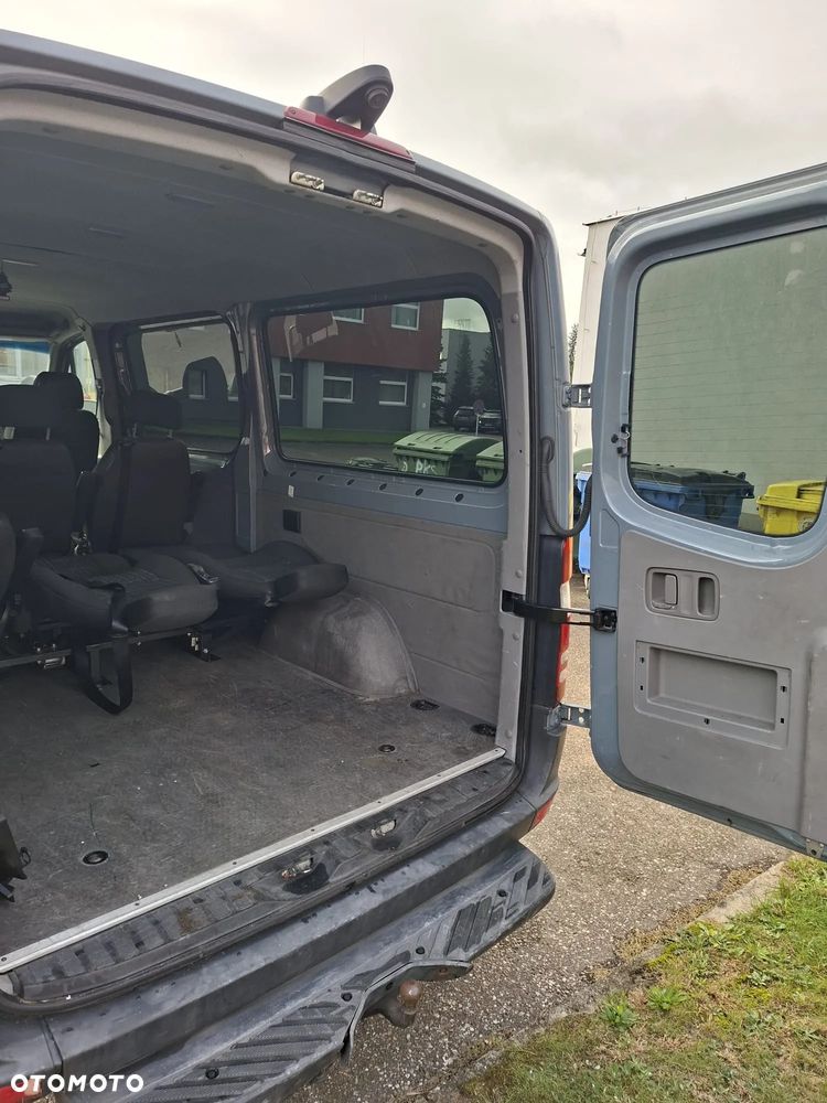 Mercedes-Benz Sprinter - 10