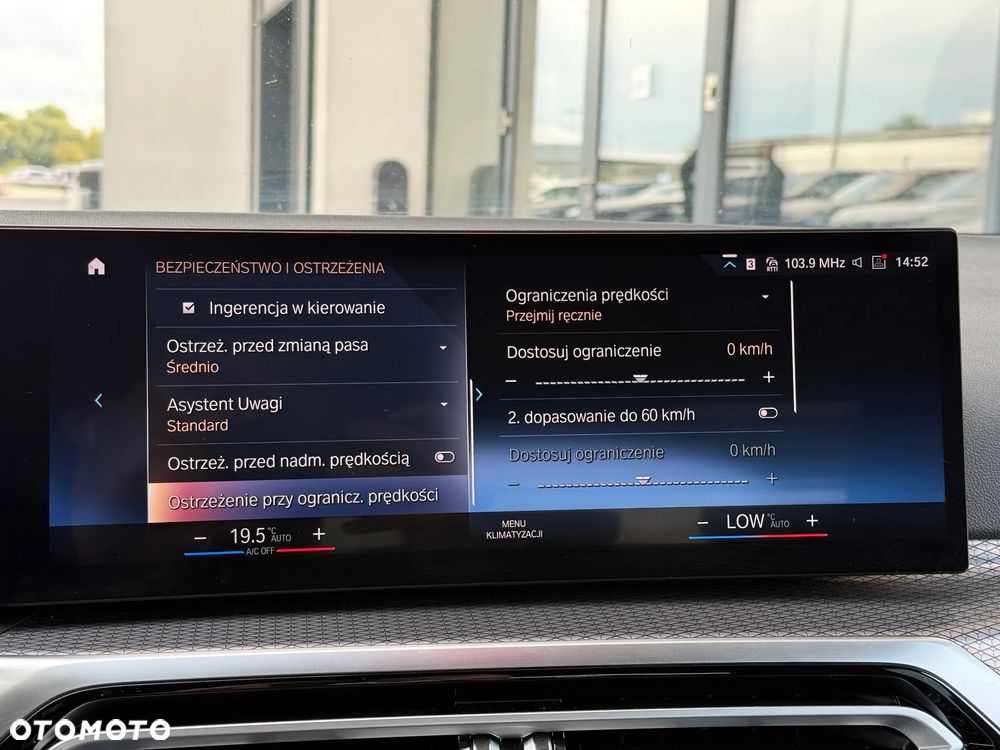 BMW Seria 3 320d xDrive M Sport sport - 34