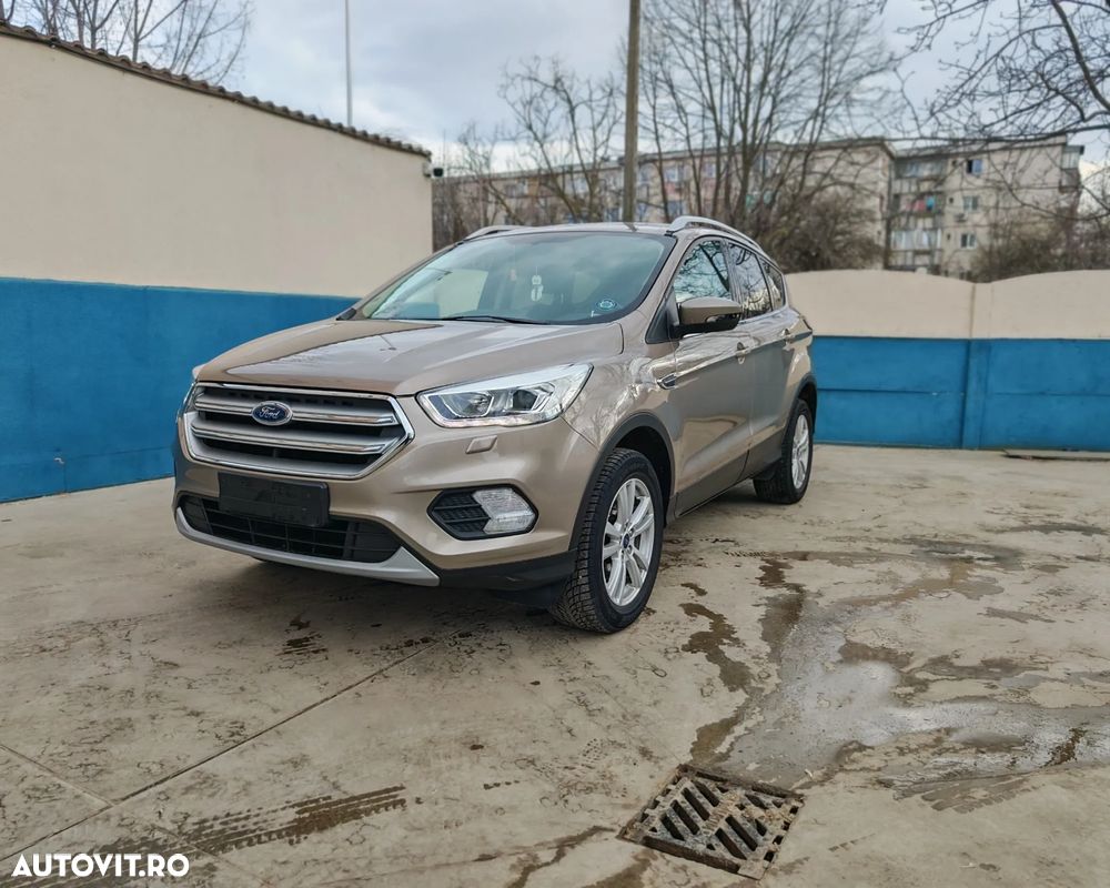 Ford Kuga 1.5 EcoBoost 2WD Trend - 3