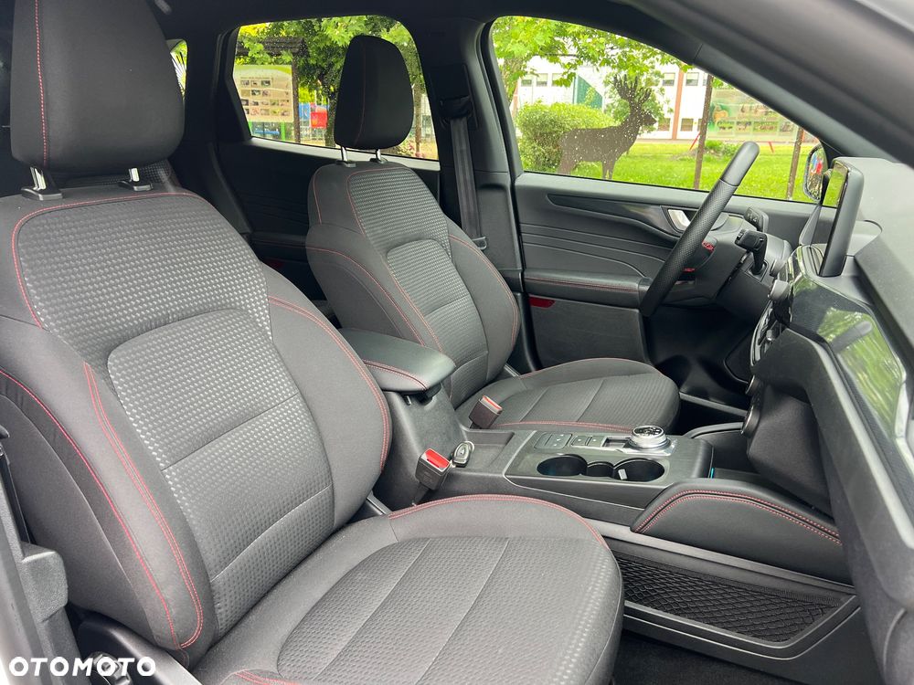 Ford Kuga 2.5 Duratec FHEV ST-LINE - 37