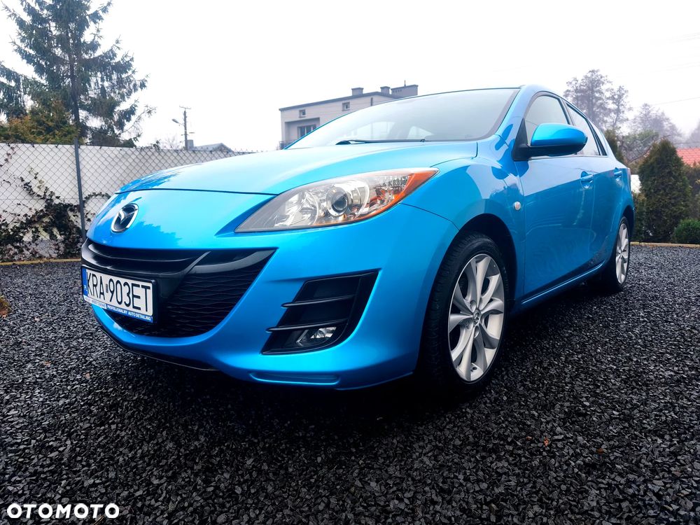 Mazda 3 1.6 Exclusive + - 18