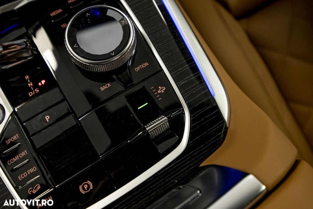 BMW X5 xDrive30d AT MHEV - 29