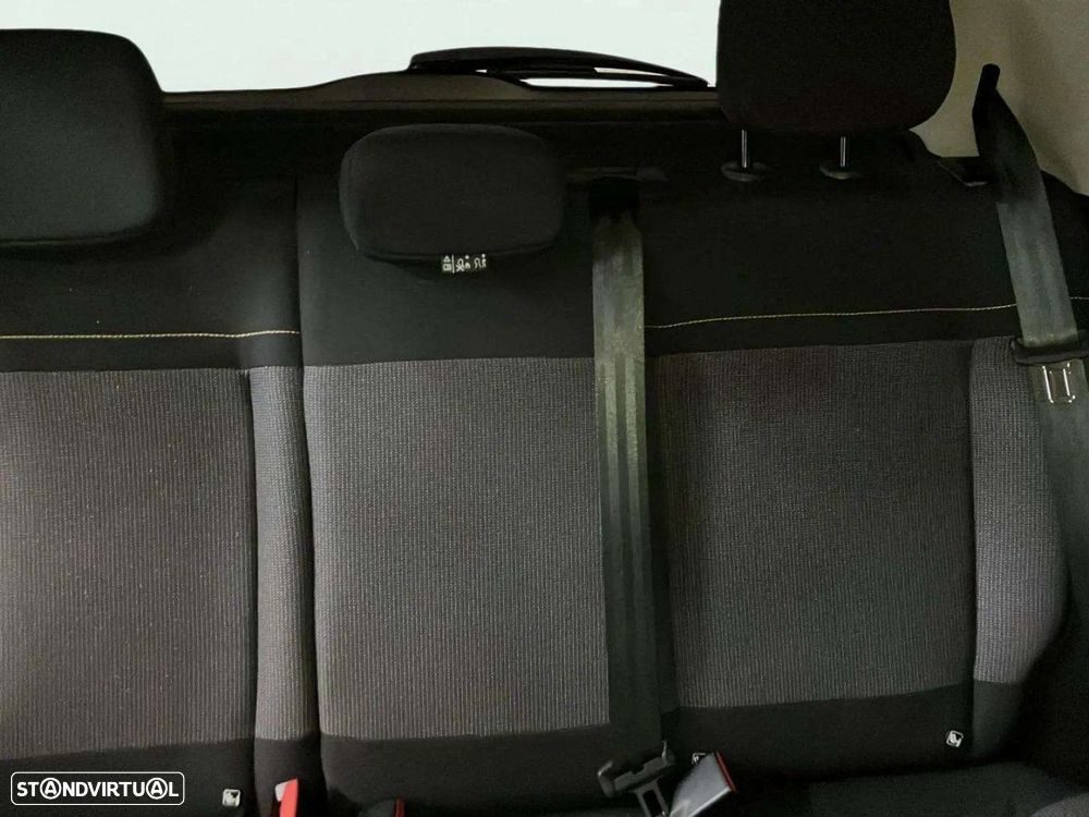 Citroën C3 1.2 PureTech Shine Pack EAT6 - 17