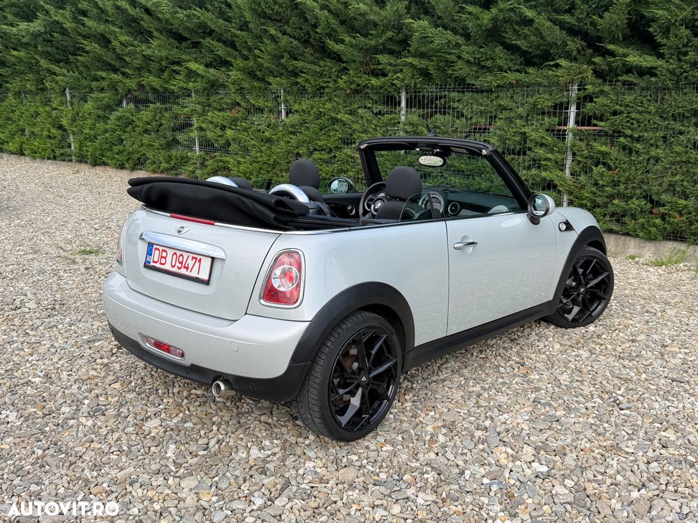 Mini Cooper D AT - 4