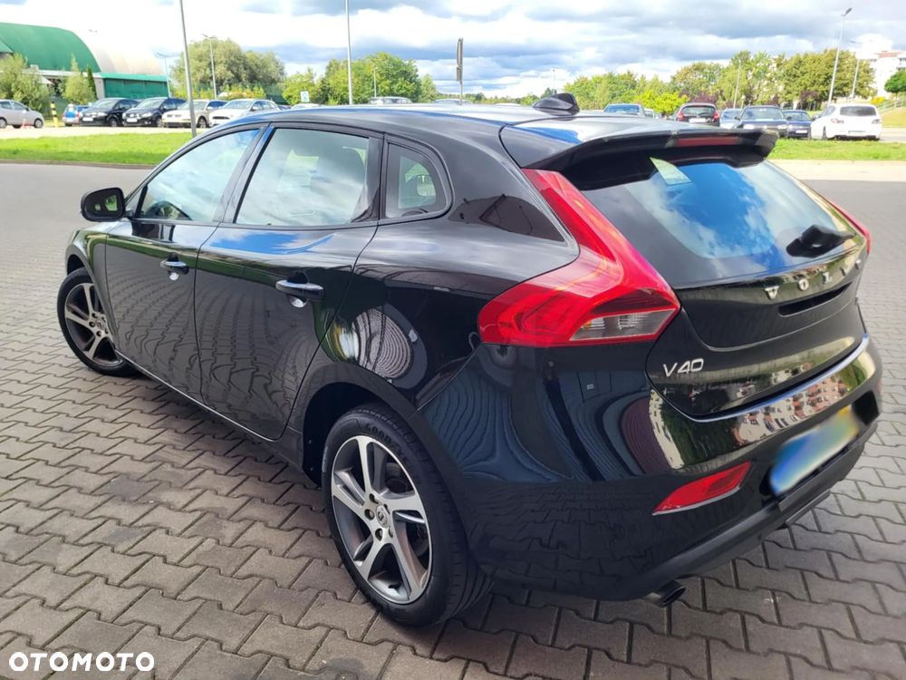 Volvo V40 D3 Drive-E Momentum - 18