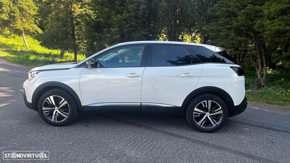 Peugeot 3008 PureTech 130 Stop & Start GPF Allure Pack - 5