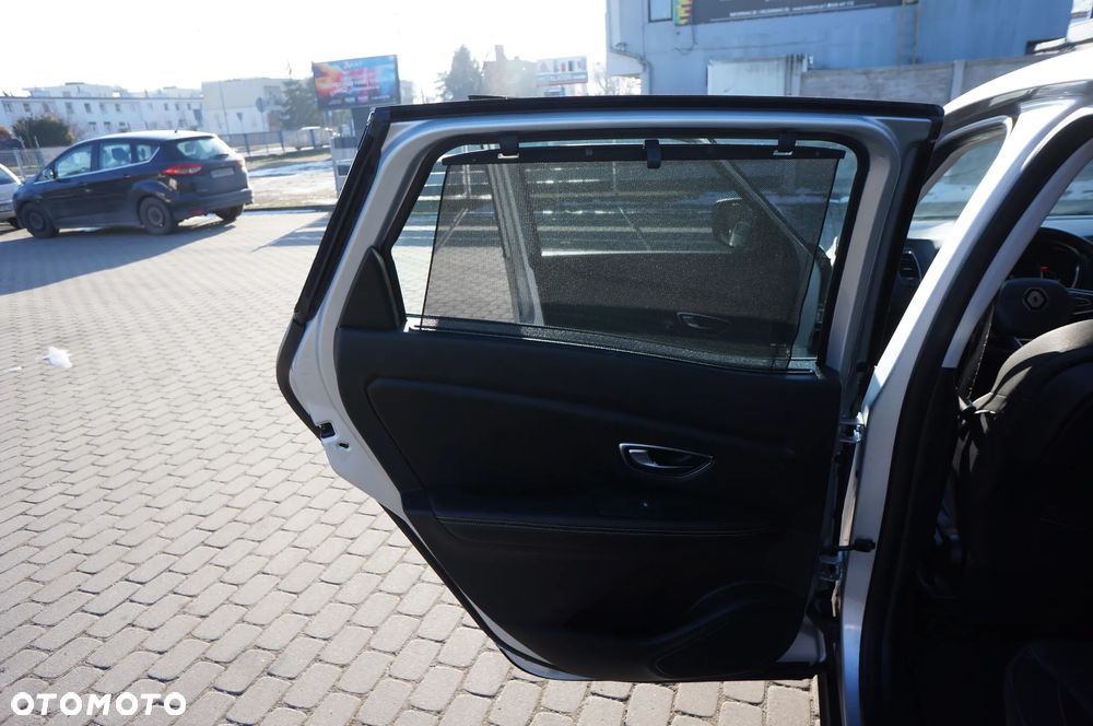 Renault Scenic ENERGY dCi 110 EXPERIENCE - 16