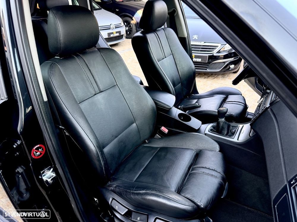 BMW X3 2.0 d - 52