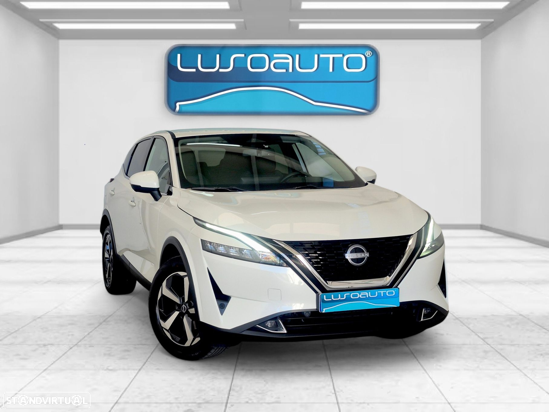 Nissan Qashqai 1.3 DIG-T N-Connecta LED Xtronic - 4