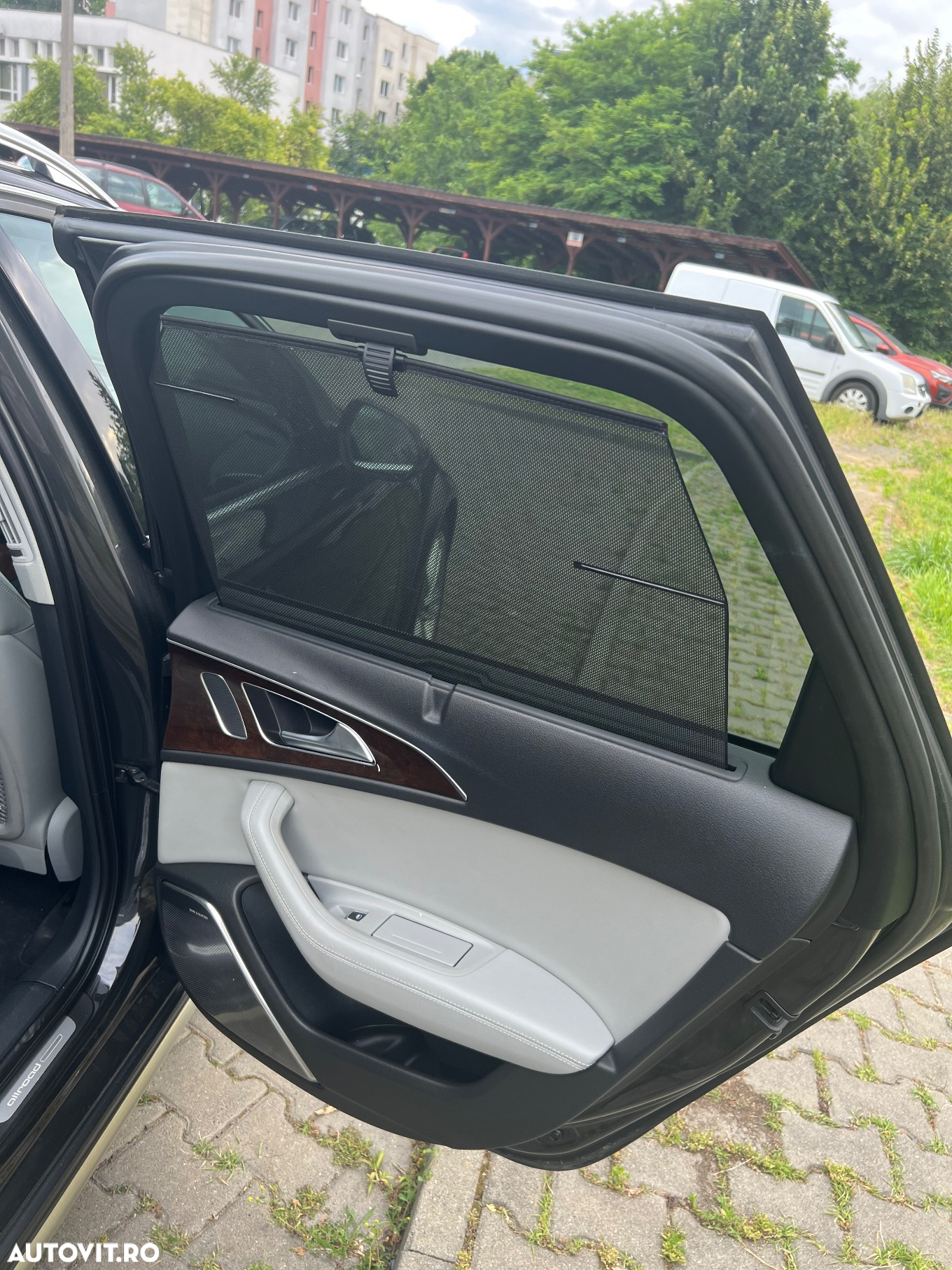 Audi A6 Allroad - 32