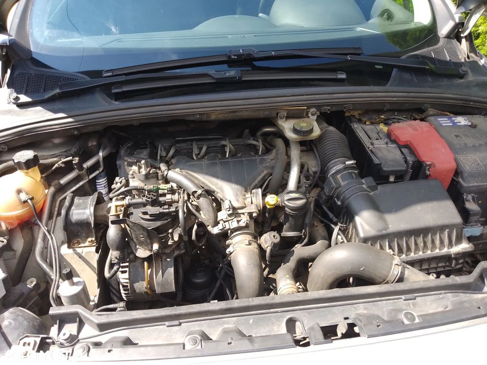 Peugeot 308 - 11