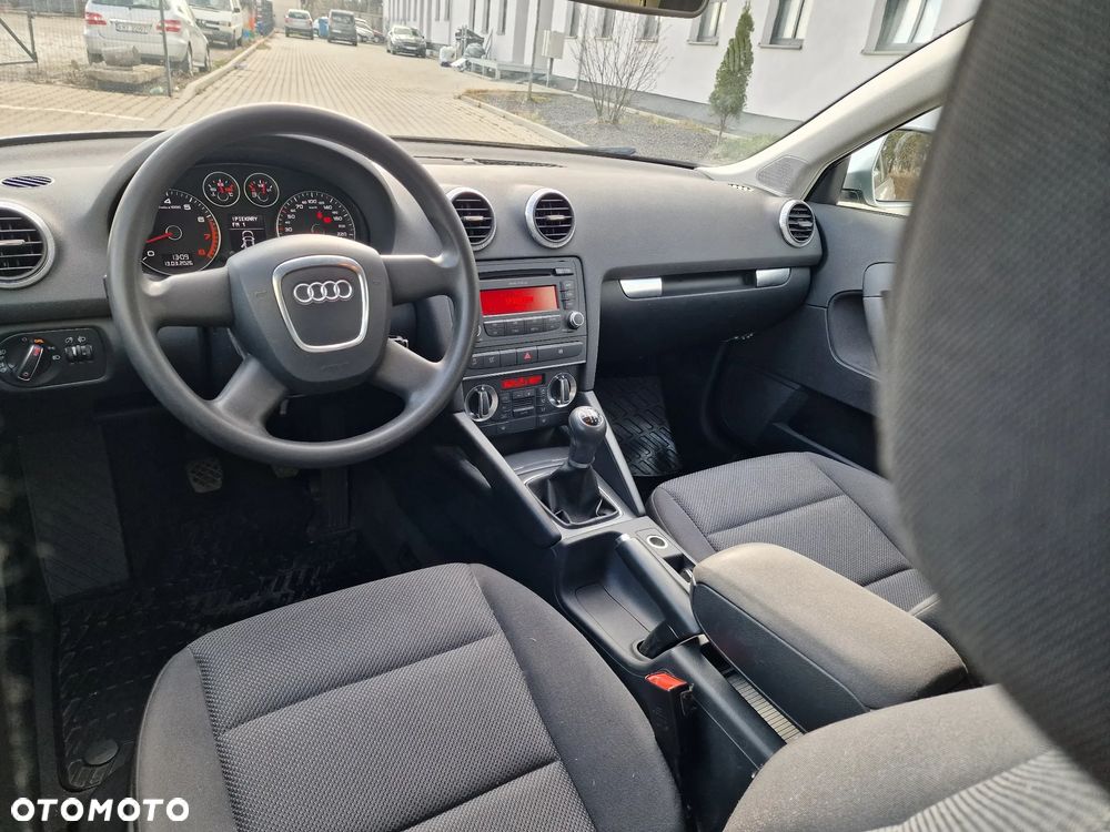Audi A3 Sportback - 6