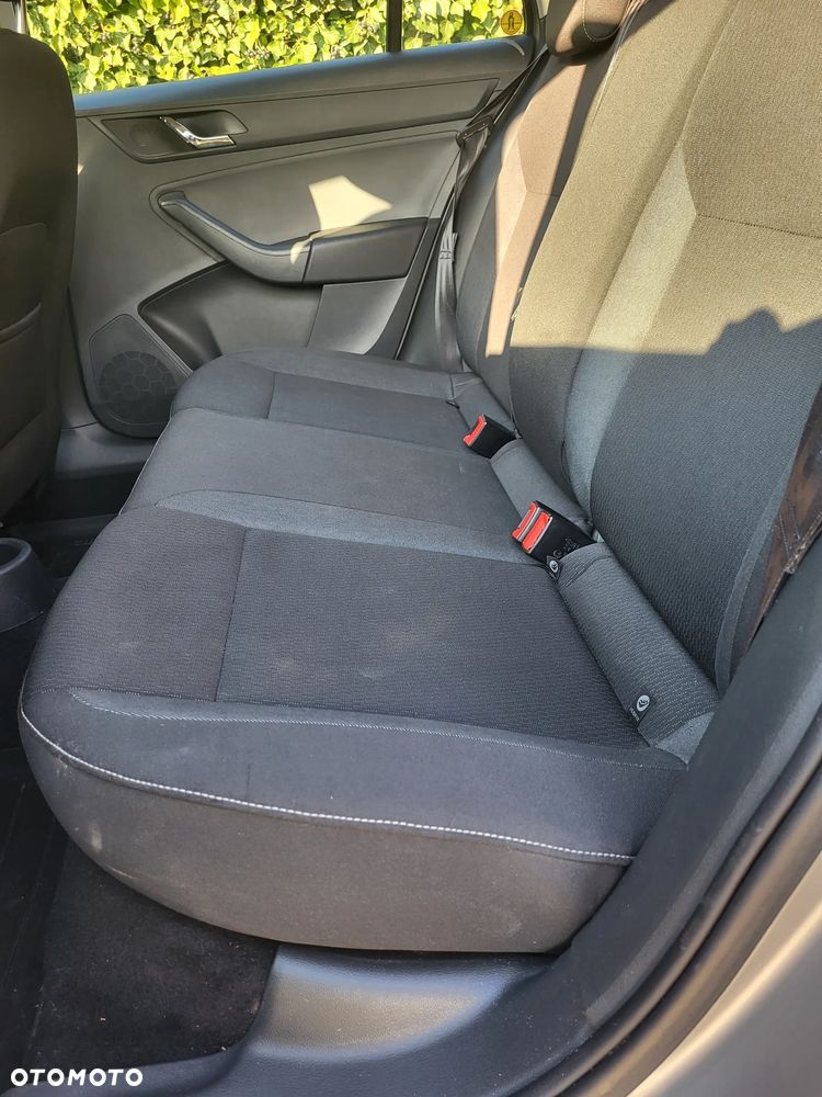 Skoda RAPID 1.2 TSI Ambition - 7