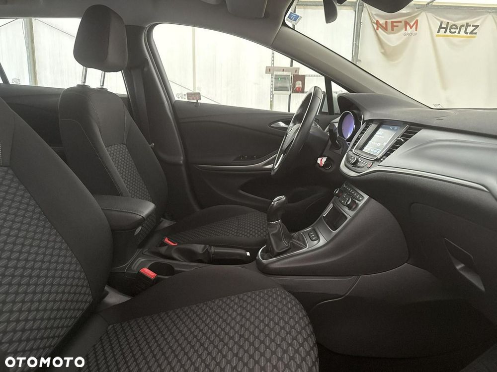 Opel Astra - 24