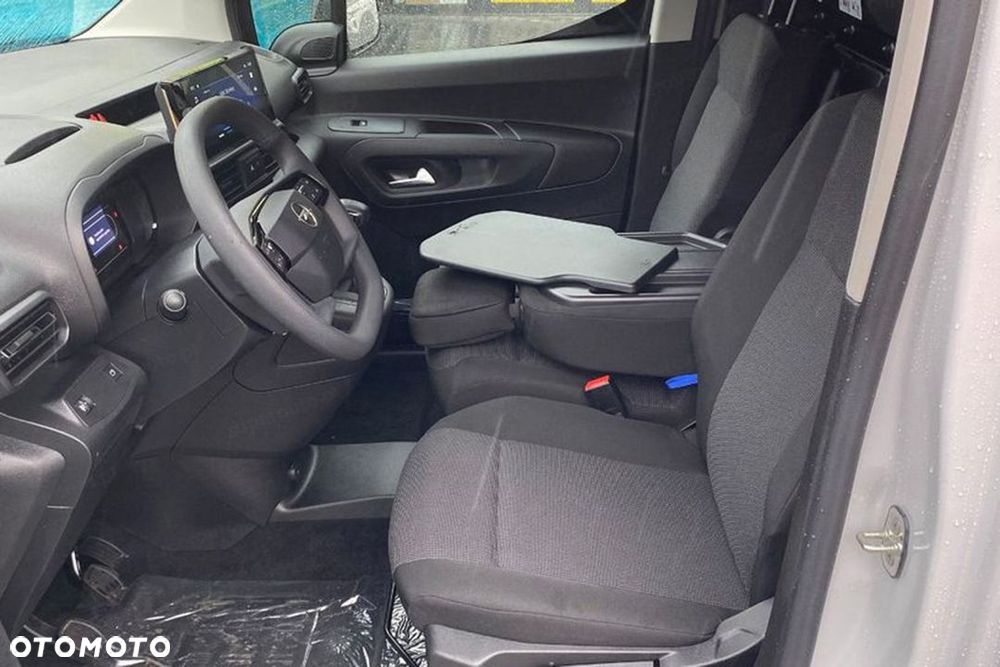 Opel Combo Van XL L2H1 1.5 102KM - 9