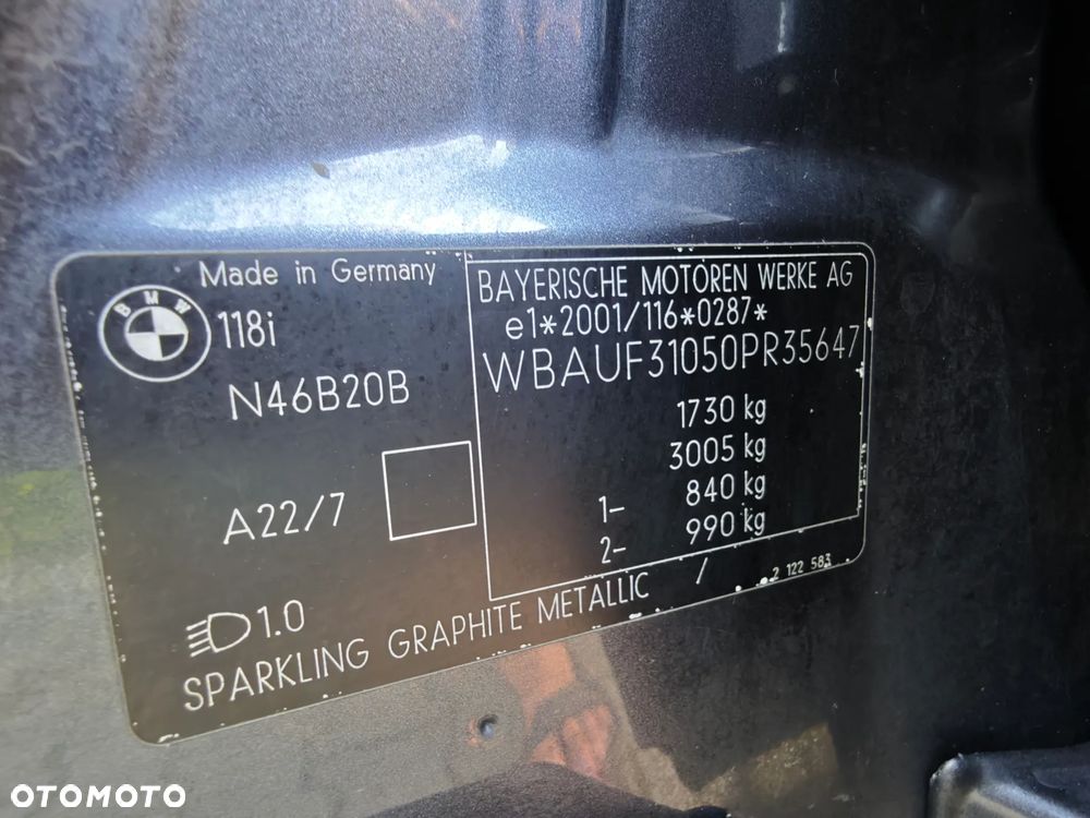 BMW Seria 1 118i - 38
