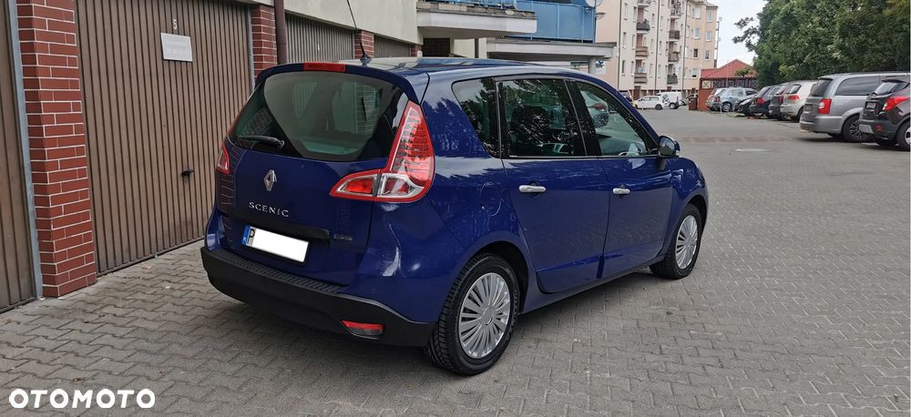 Renault Scenic 2.0 16V Privilege CVT - 6