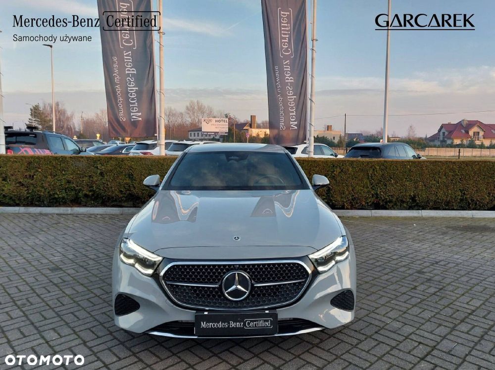 Mercedes-Benz Klasa E - 4