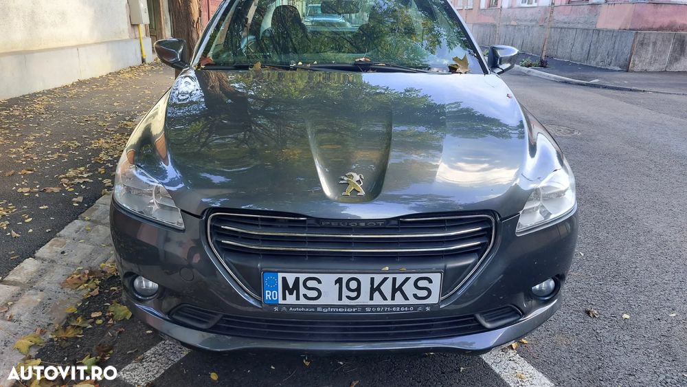 Peugeot 301 1.6 VTi Allure - 3
