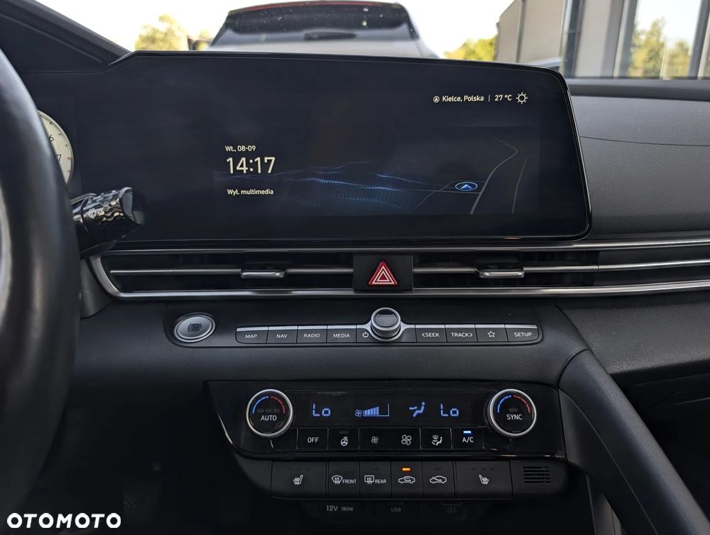 Hyundai Elantra 1.6 Executive - 13