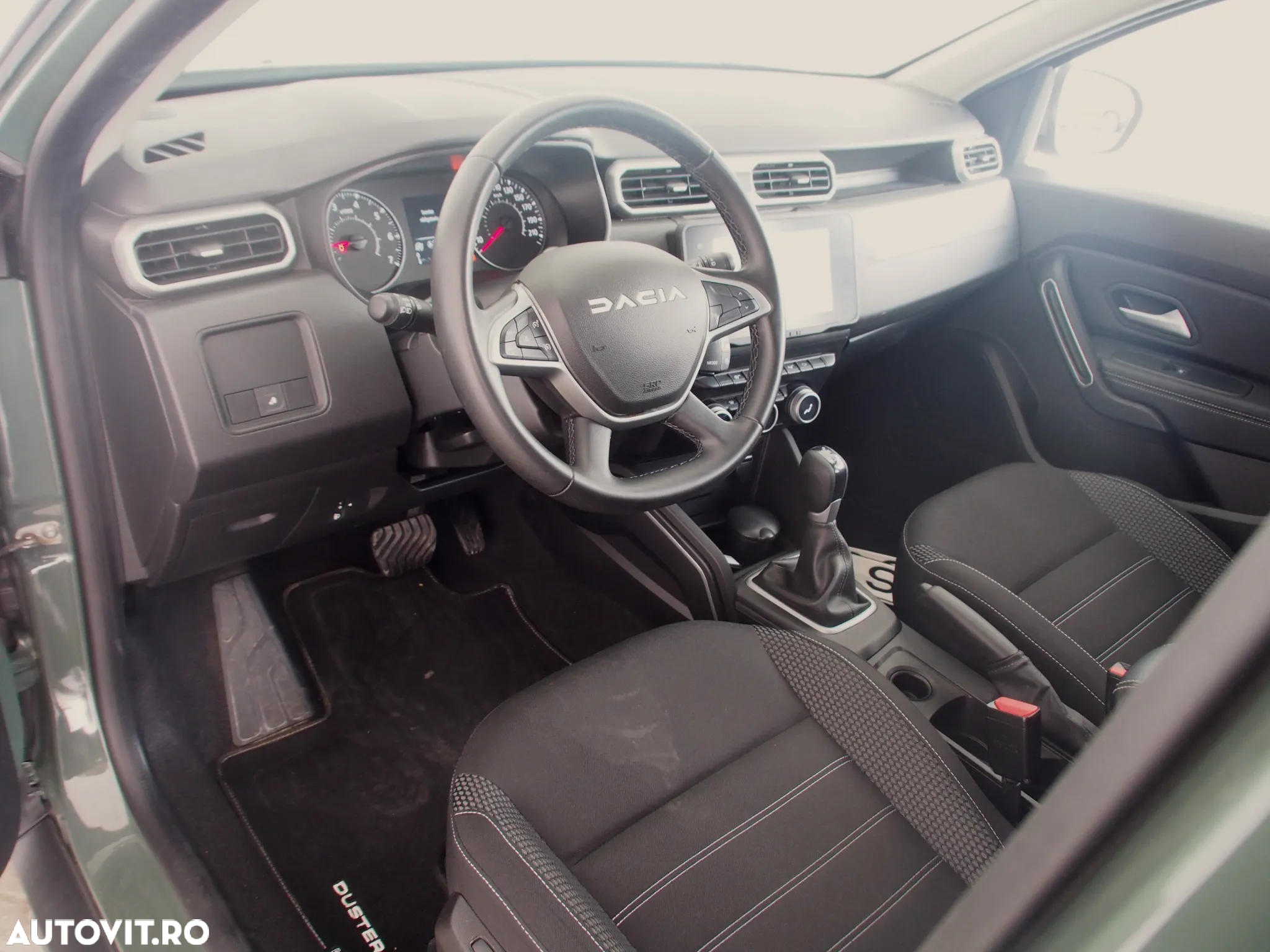Dacia Duster TCe 150 EDC Journey - 8
