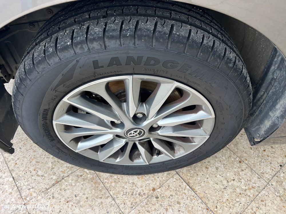 Toyota Verso 1.6 D-4D Exclusive+GPS - 6