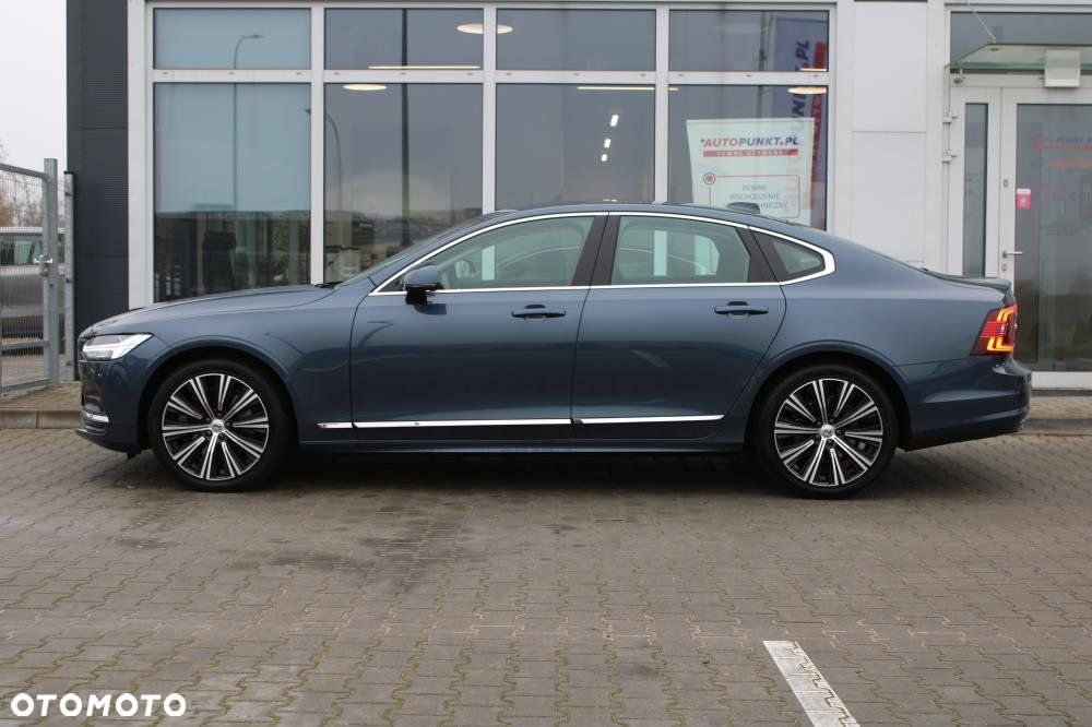 Volvo S90 - 2