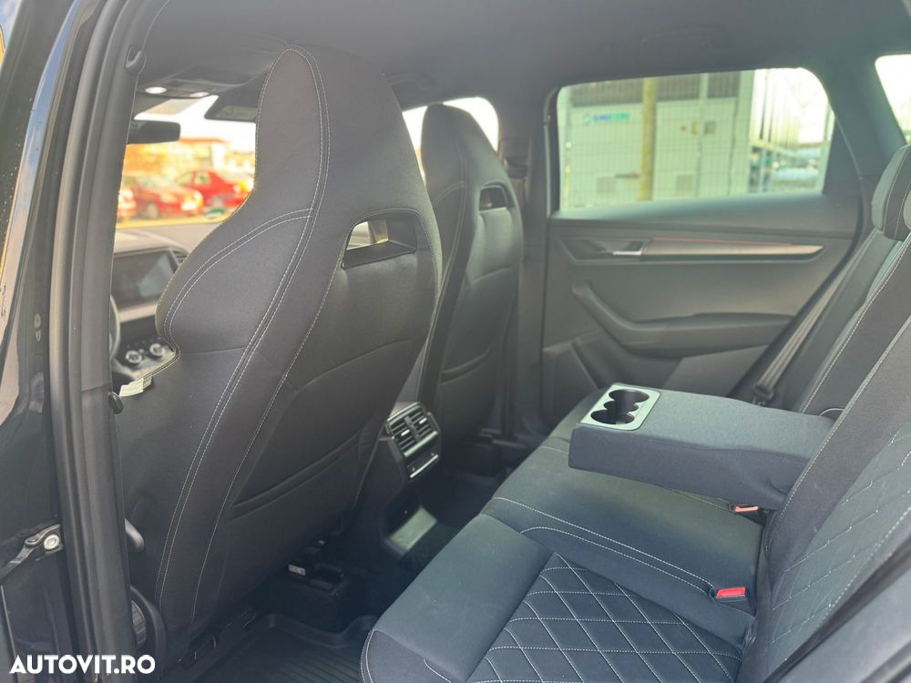 Skoda Karoq 2.0 TDI SCR 4x4 DSG Sportline - 33