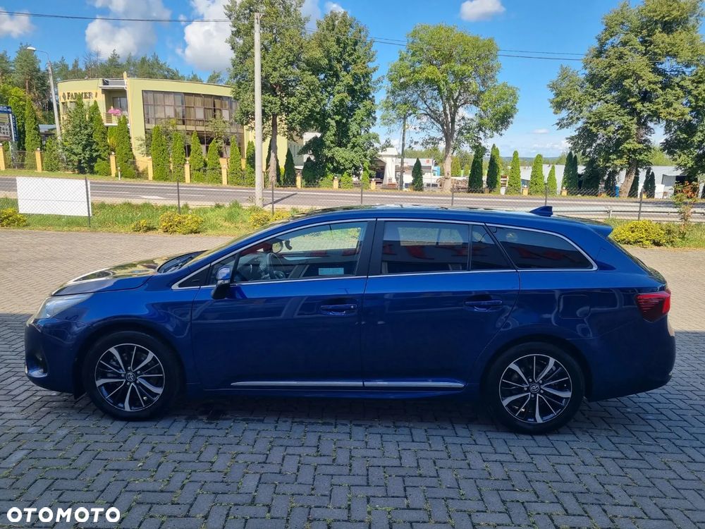 Toyota Avensis 2.0 D-4D Prestige - 2