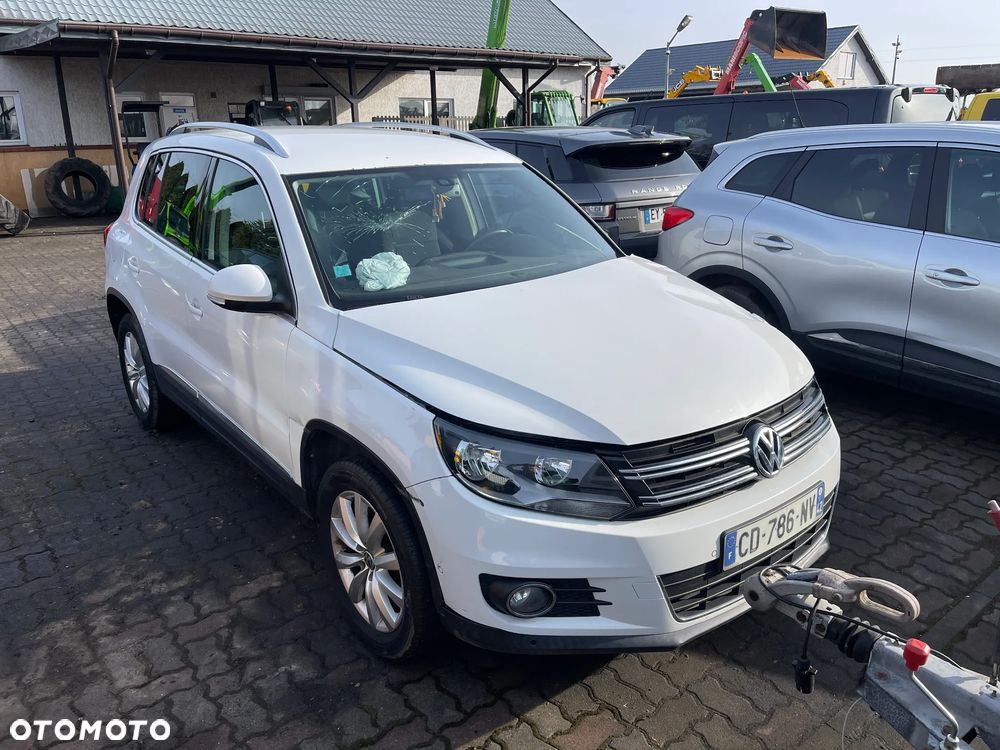 Volkswagen Tiguan 2.0 TDI DPF BlueMotion Technology Trend & Fun - 38