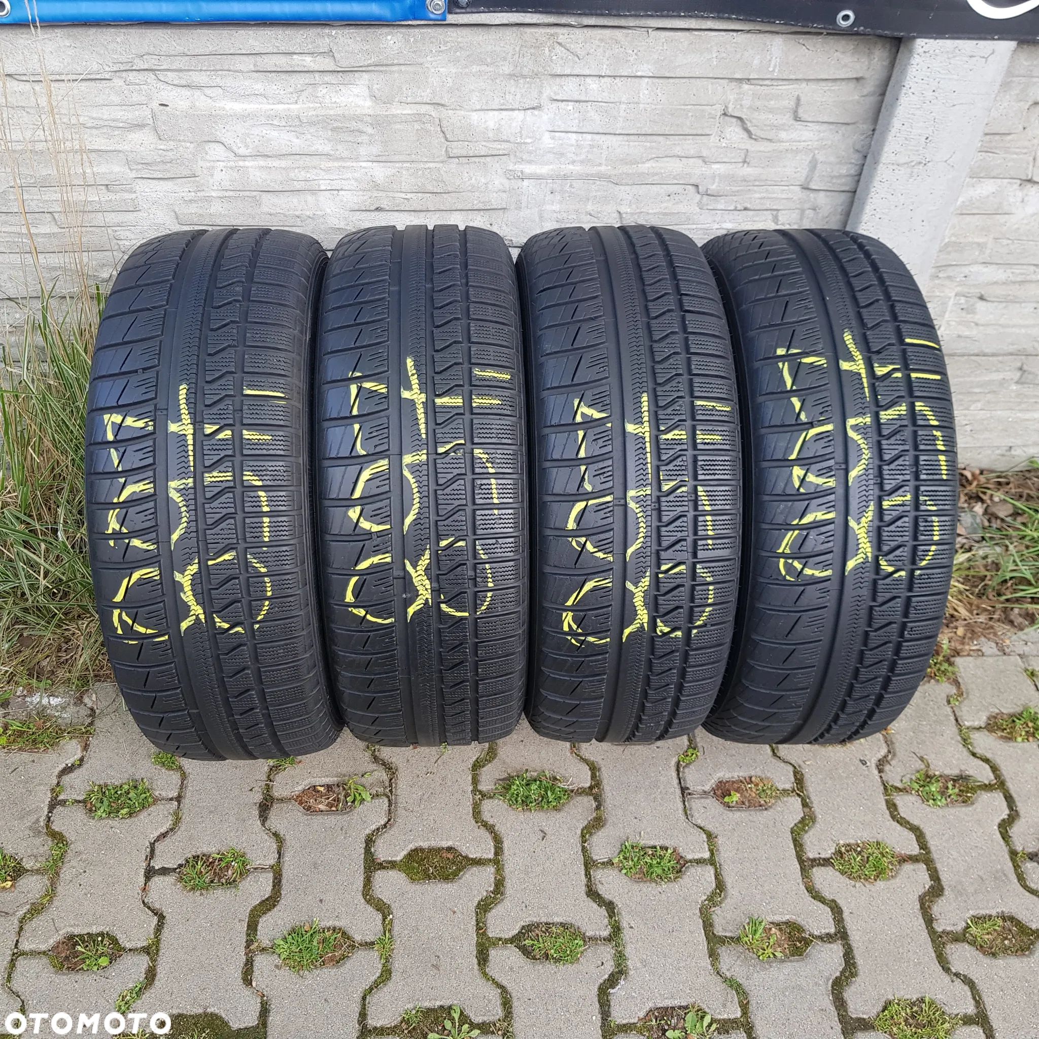 4x 215/60R16 Vredestein Quatrac 3 Komplet opon całorocznych Poznań - 1